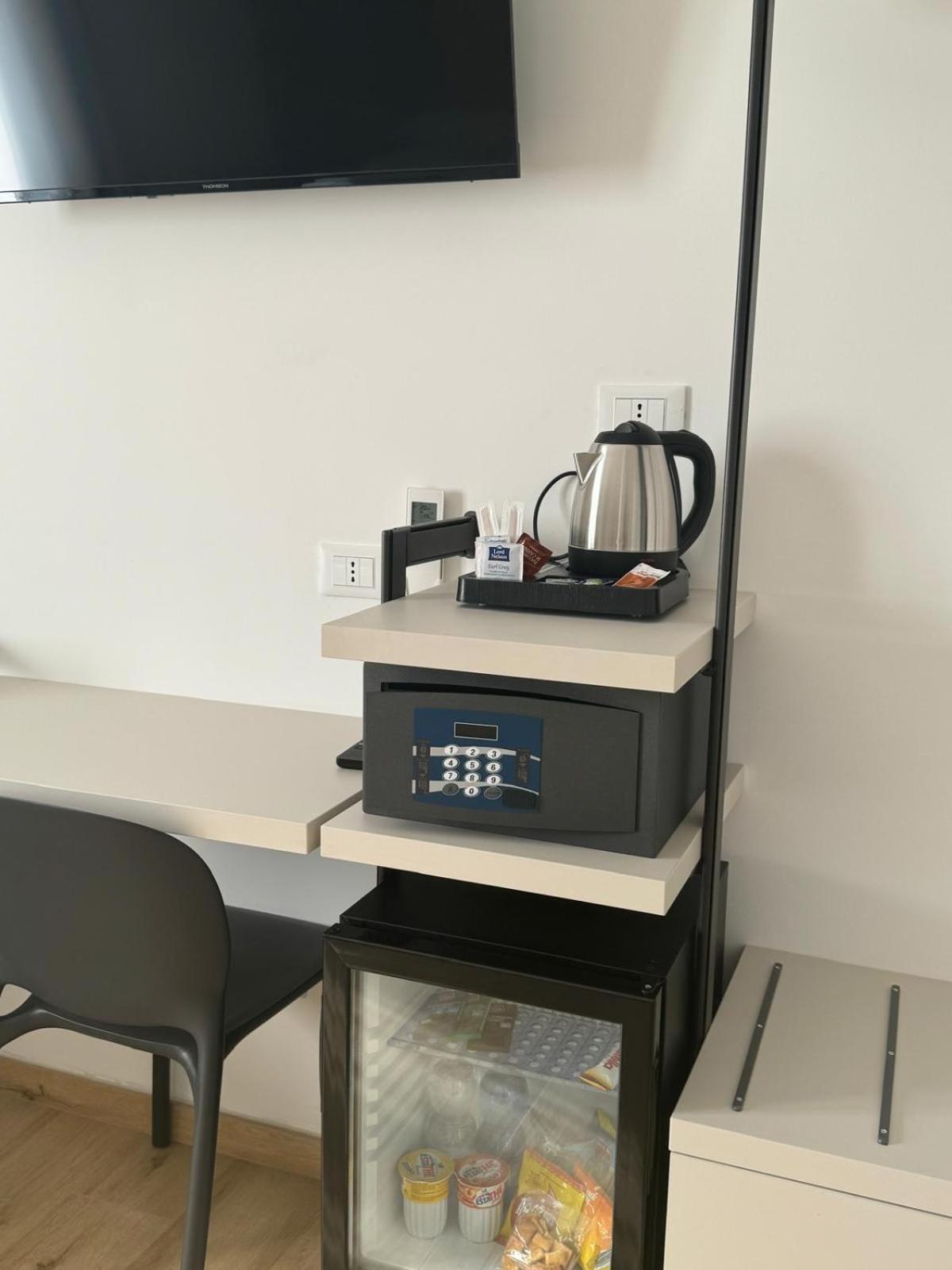 Guest House Al Porto Civitavecchia Εξωτερικό φωτογραφία
